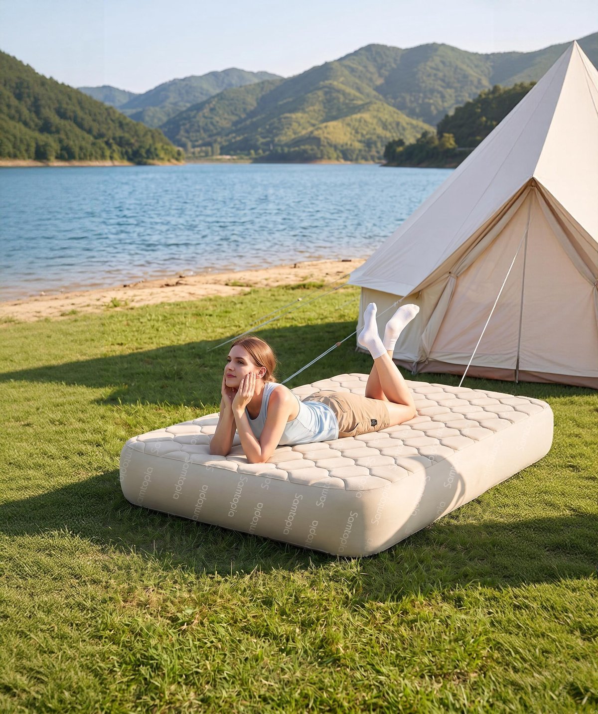 Samtopia TPU inflatable mattress 30cm — best-selling camping mattress in outdoor setting